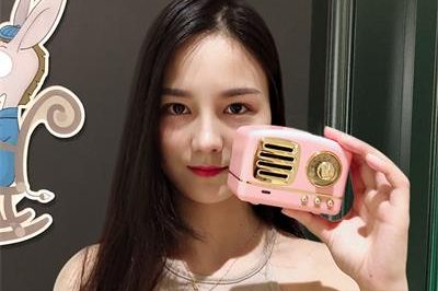 Mini outdoor portable bluetooth speaker (1)